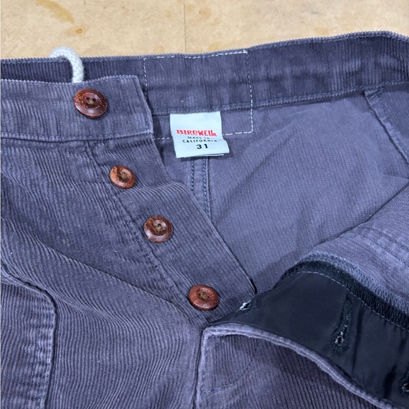Birdwell Gray Corduroy Shorts with Wooden Buttons - Picture 3 of 4